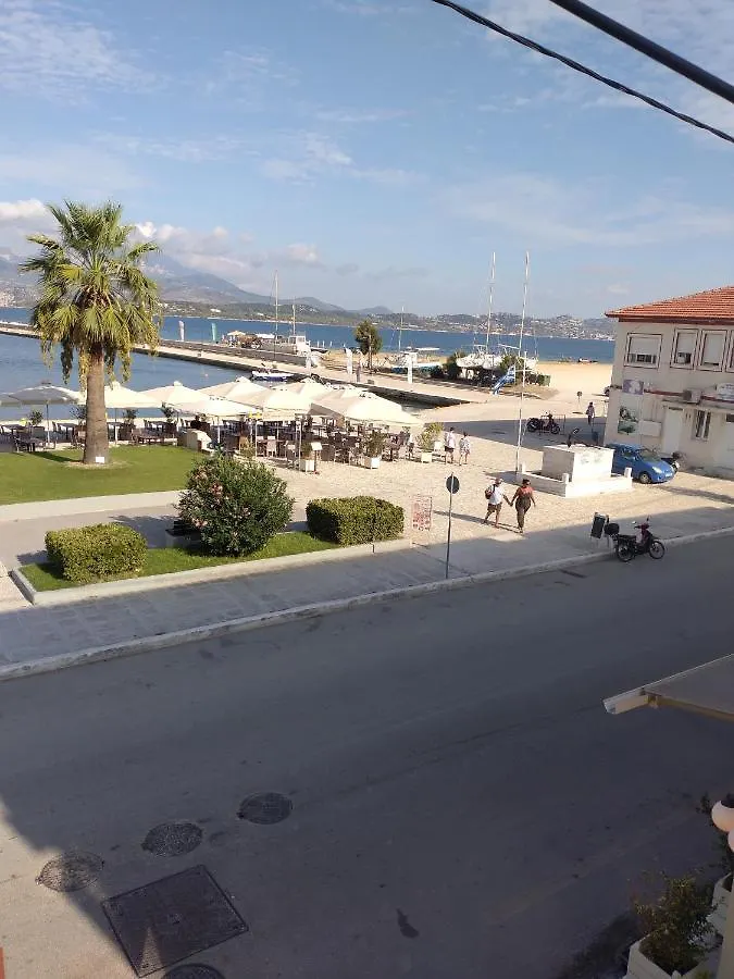 Waterfront Apartment Lixúri